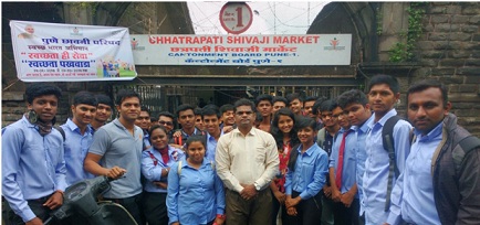 SCHMTT's Student's Study Tour at Shivaji Market