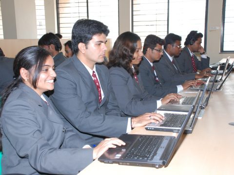 internet wifi facility of college in Pune